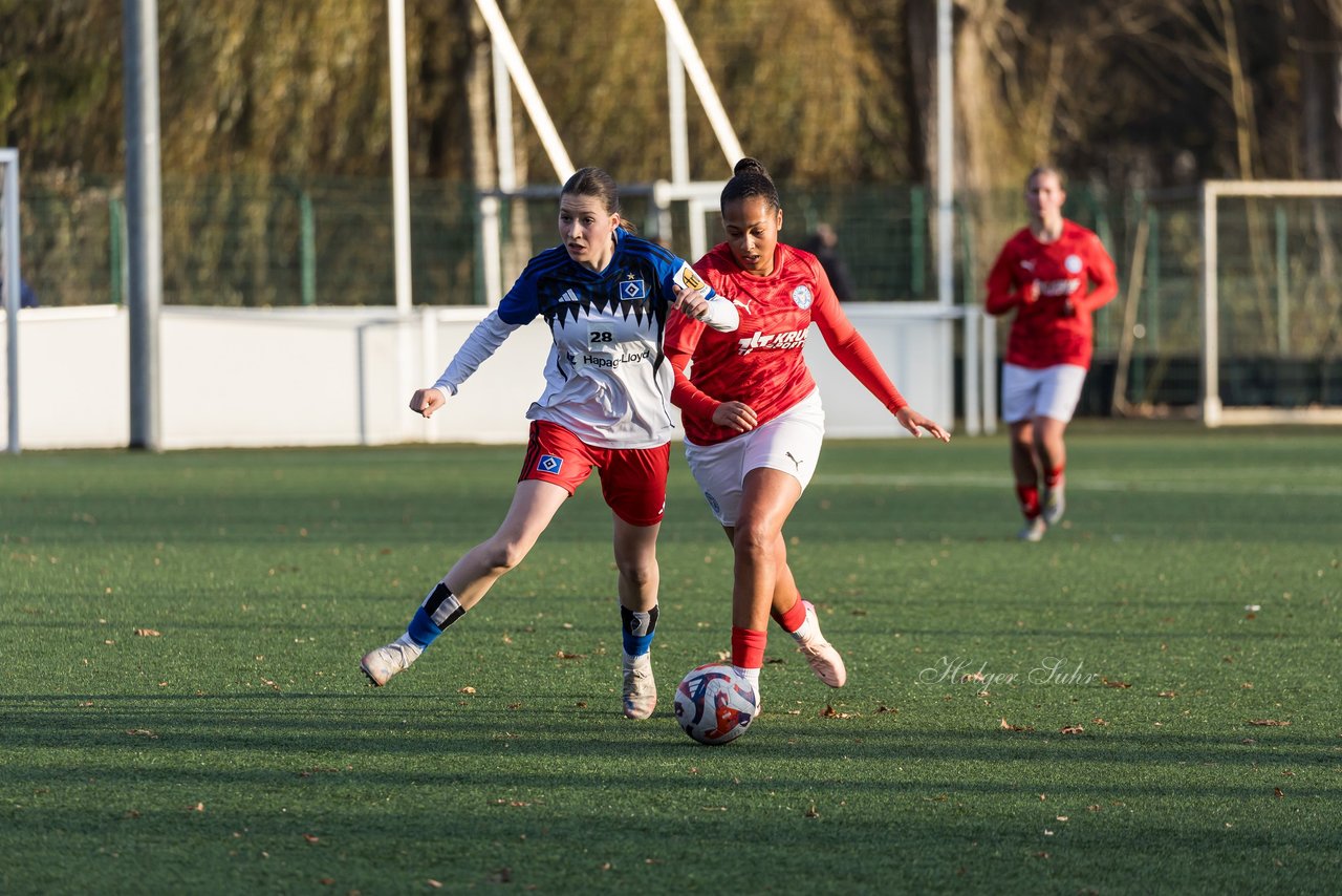 Bild 128 - wBJ Hamburger SV - Holstein Kiel : Ergebnis: 8:0